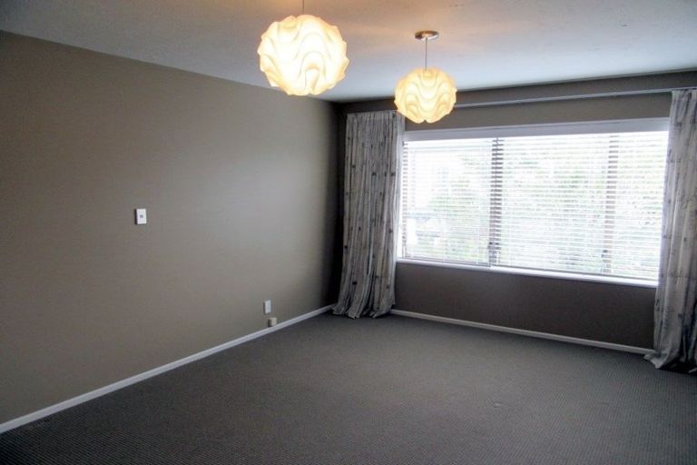 Photo of property in 1/10 Chevron Place, Ilam, Christchurch, 8041