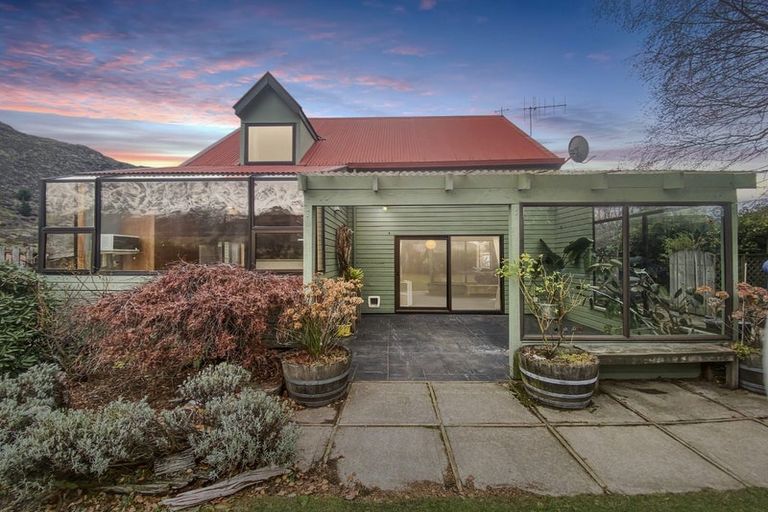 Photo of property in 37a Robertson Street, Frankton, Queenstown, 9300