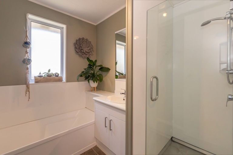 Photo of property in 11 Shelley Street, Rolleston, 7614