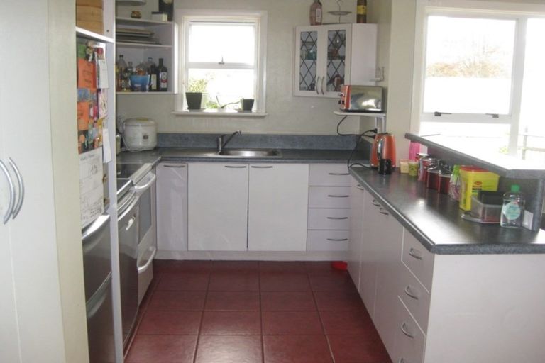 Photo of property in 32 Queen Street, Dannevirke, 4930