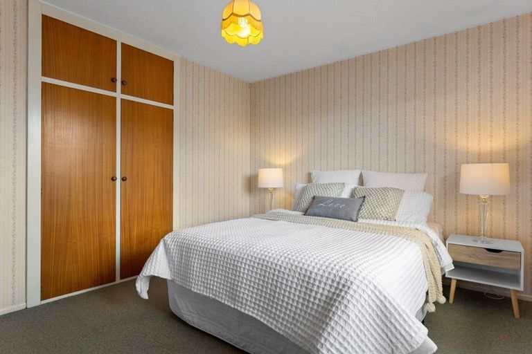 Photo of property in 1/8a Salford Avenue, Redwood, Christchurch, 8051