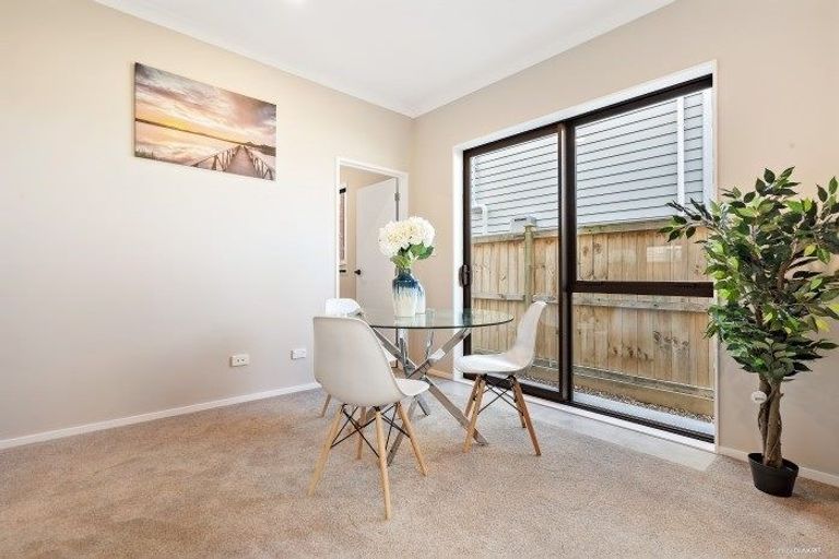 Photo of property in 10 Hinoki Way, Flat Bush, Auckland, 2019