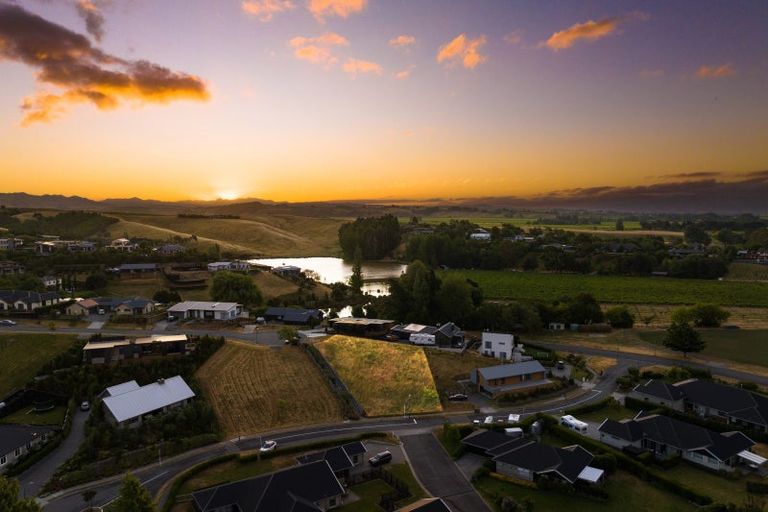 Photo of property in 38 Golf View Close, Fairhall, 7272