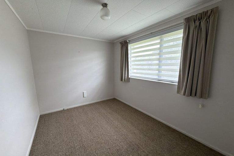Photo of property in 2/22 Sturdee Road, Manurewa, Auckland, 2102