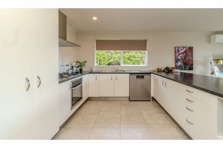 Photo of property in 32 Aranga Road, Kerikeri, 0230
