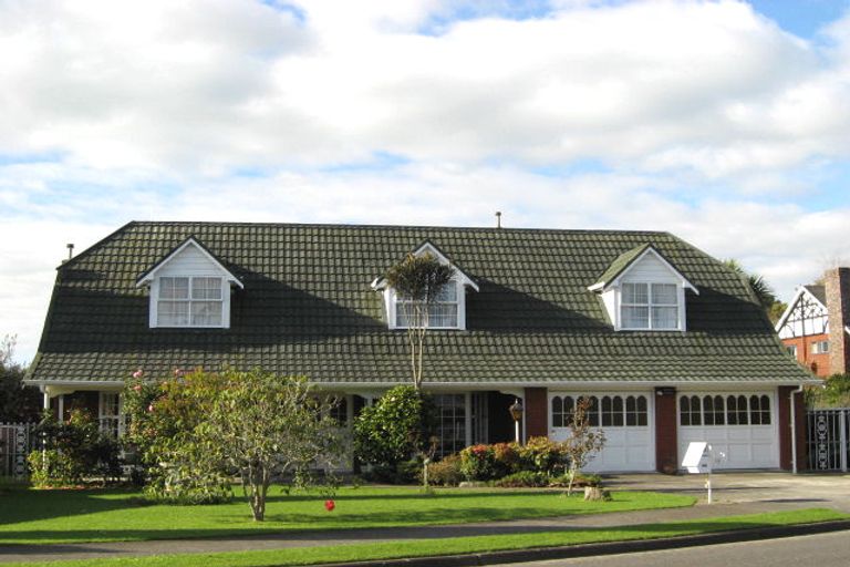 Photo of property in 45 Highbury Drive, Levin, 5510