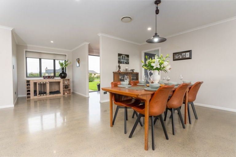 Photo of property in 43 Seachange Drive, Leamington, Cambridge, 3432