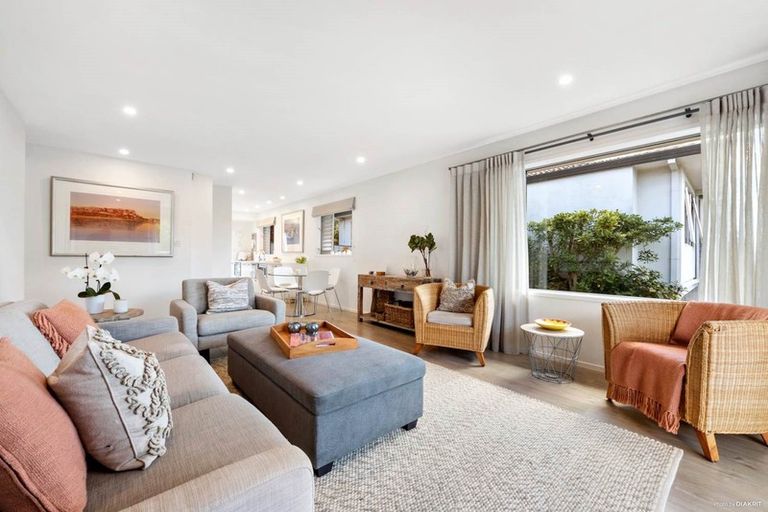 Photo of property in 2/6 Poseidon Place, Half Moon Bay, Auckland, 2012