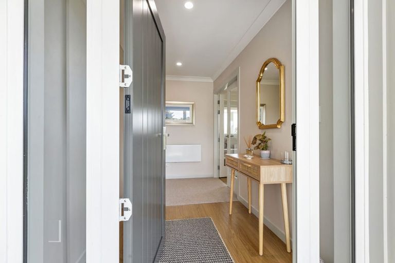 Photo of property in 69 Southdown Drive, Martinborough, 5781