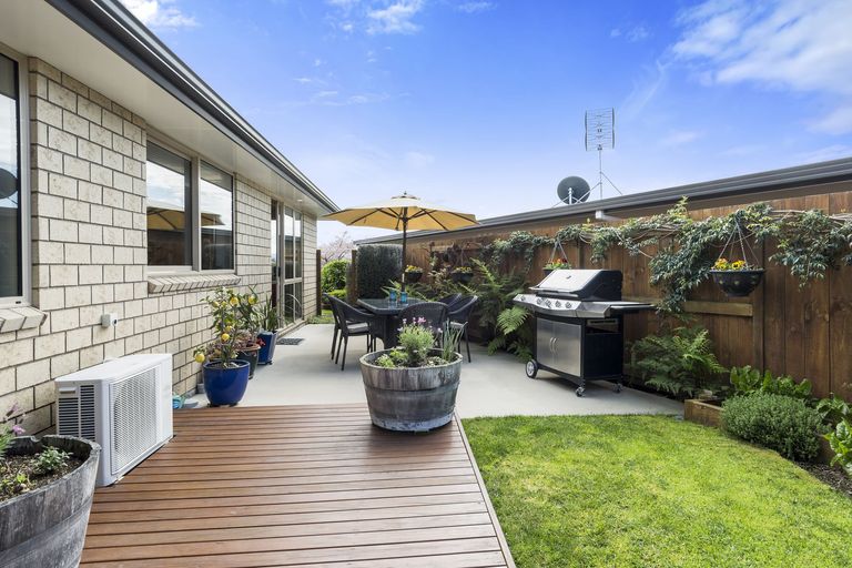 Photo of property in 2 Mortlake Heights, Pyes Pa, Tauranga, 3112