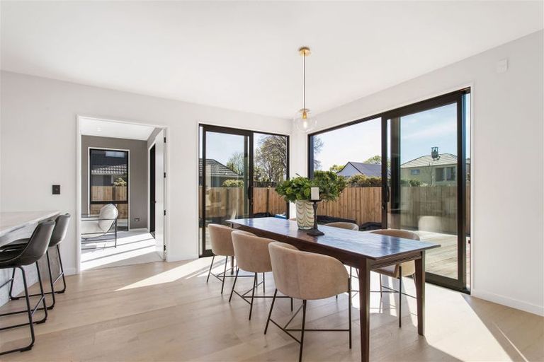 Photo of property in 12a Memorial Avenue, Ilam, Christchurch, 8053