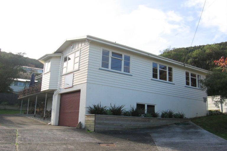 Photo of property in 15 Parnell Street, Fairfield, Lower Hutt, 5011