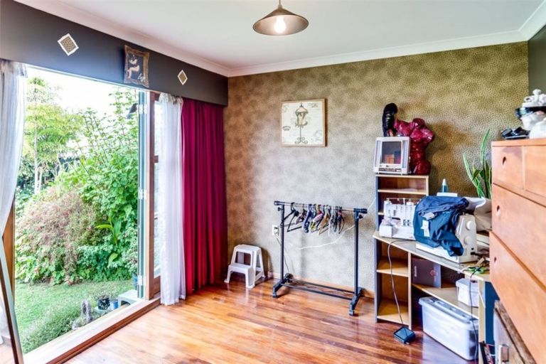 Photo of property in 65 Clarence Cox Crescent, Pirimai, Napier, 4112