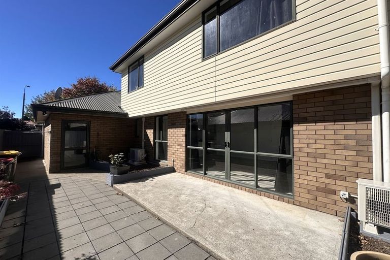 Photo of property in 1/31 Whiteleigh Avenue, Addington, Christchurch, 8024