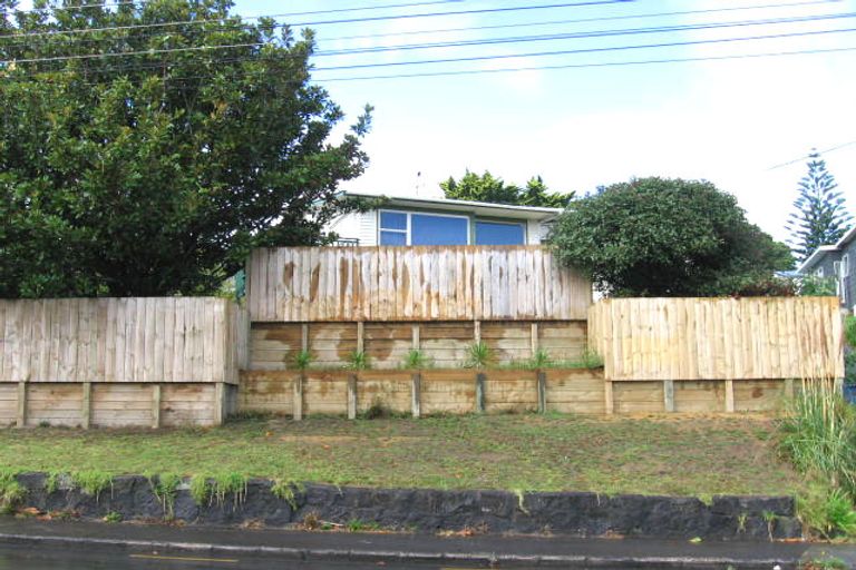 Photo of property in 2a Seymour Road, Sunnyvale, Auckland, 0612