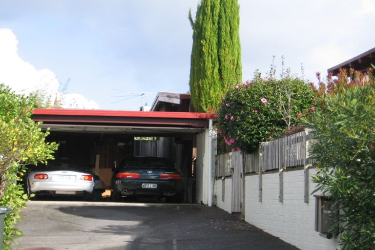 Photo of property in 9 Noumea Place, Mairangi Bay, Auckland, 0630