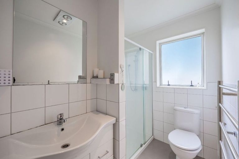 Photo of property in 8 Duin Lane, Wiri, Auckland, 2104