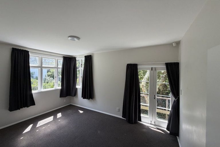 Photo of property in 4a Easdale Street, Kelburn, Wellington, 6012