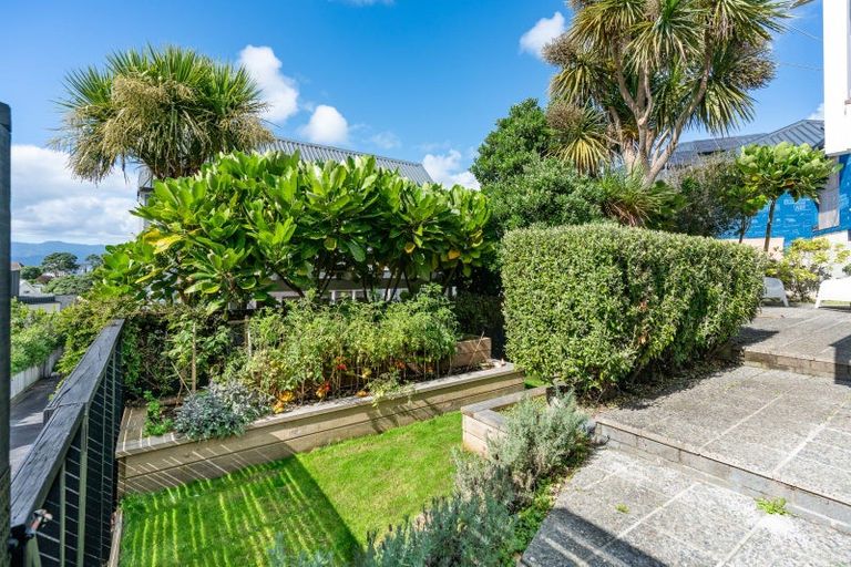 Photo of property in 30 Mandalay Terrace, Khandallah, Wellington, 6035