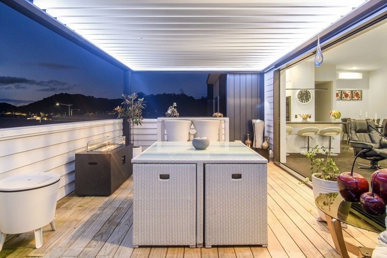 Photo of property in 133 Lakes Boulevard, Pyes Pa, Tauranga, 3112