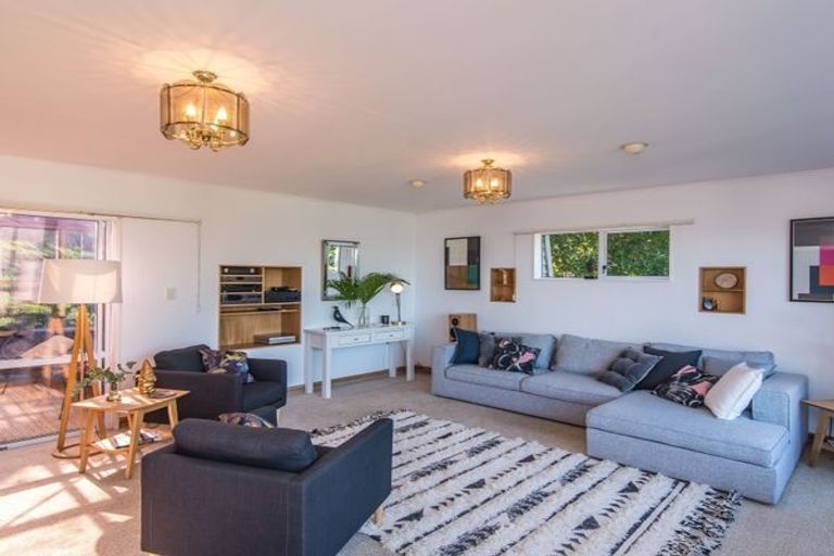 Photo of property in 5 Nepal Place, Khandallah, Wellington, 6035