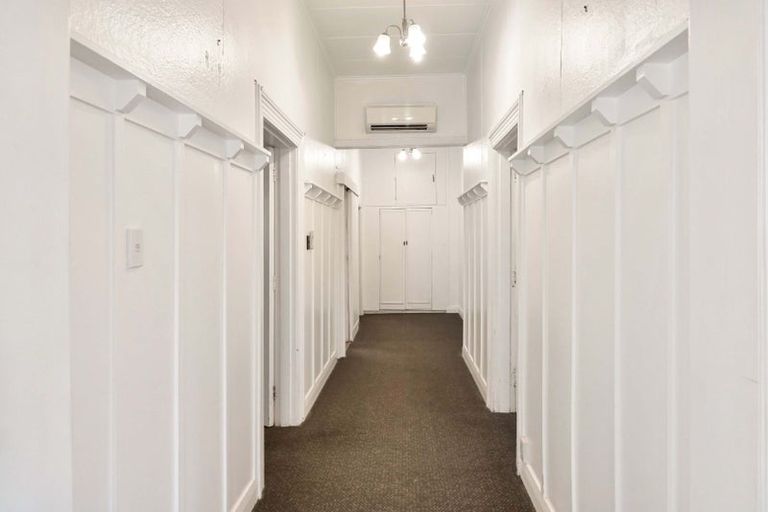 Photo of property in 8 Levy Street, Mount Victoria, Wellington, 6011