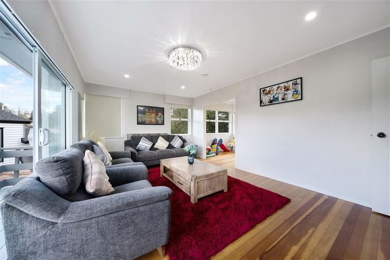 Photo of property in 53 Chorley Avenue, Massey, Auckland, 0614