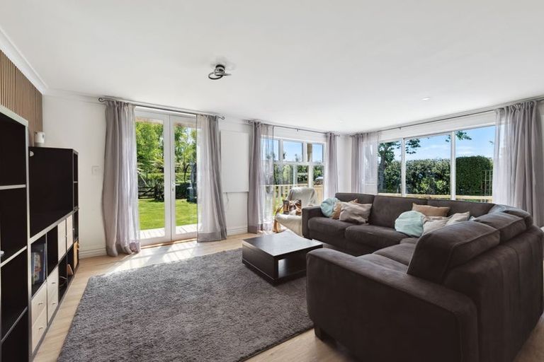 Photo of property in 5 Wynyard Street, Normanby, Hawera, 4614