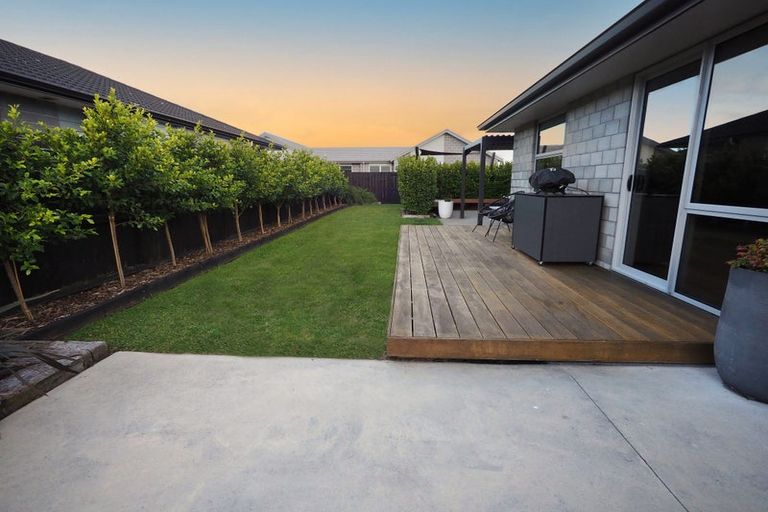 Photo of property in 12 Te Kio Crescent, Papamoa Beach, Papamoa, 3118