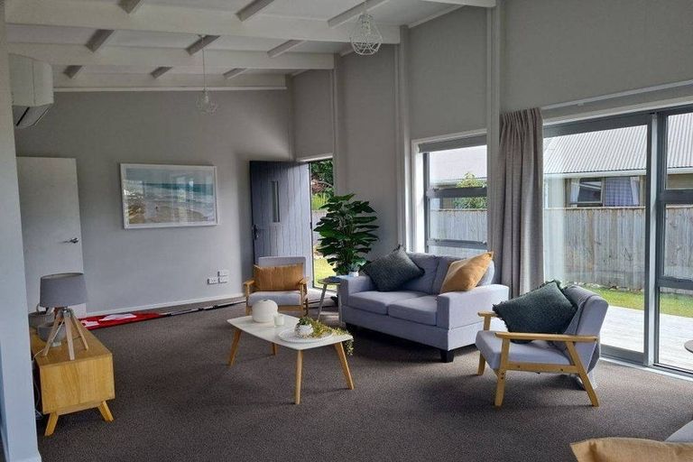 Photo of property in 141 Fitzherbert Street, Featherston, 5710