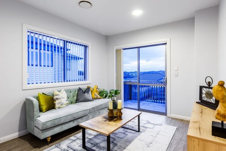 Photo of property in 20 Bridget Court, Red Beach, 0932