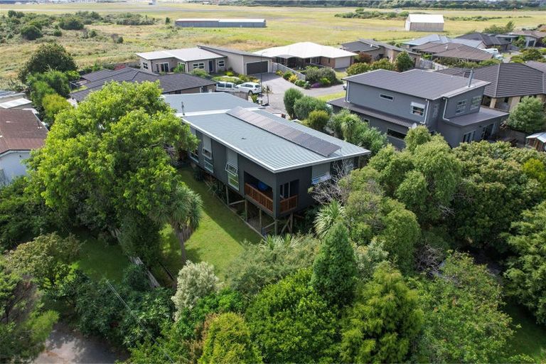 Photo of property in 7 Patterson Lane, Raumati Beach, Paraparaumu, 5032