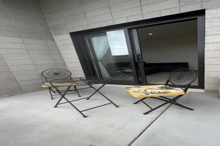 Photo of property in 3/1 Coral Tree Avenue, Wiri, Auckland, 2104