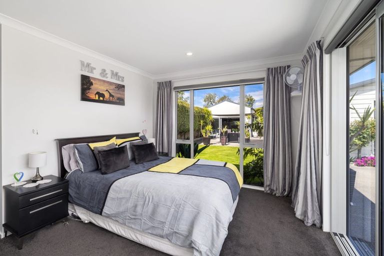 Photo of property in 250 Mairehau Road, Burwood, Christchurch, 8083