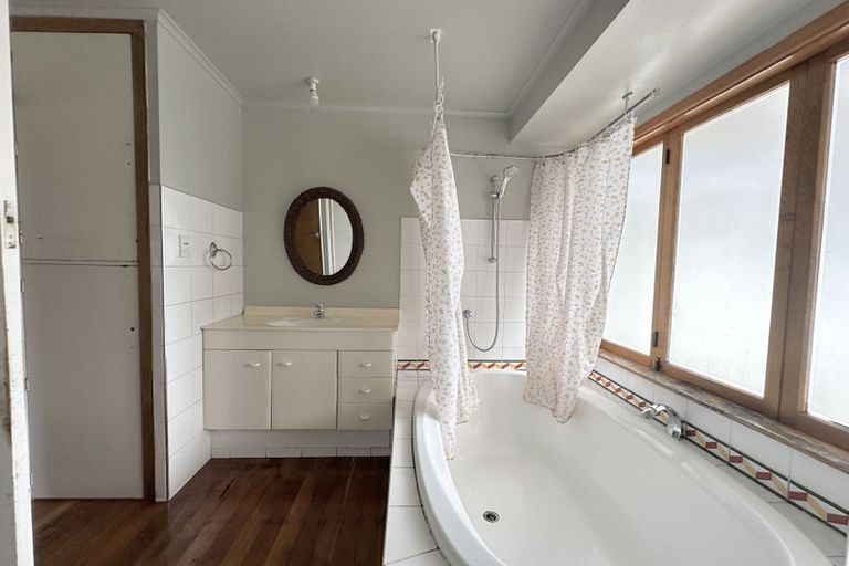 Photo of property in 9 Preston Avenue, Mount Albert, Auckland, 1025