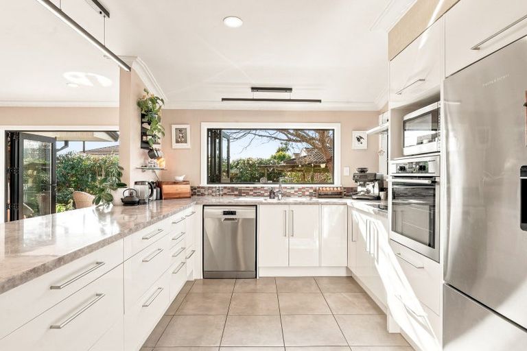 Photo of property in 2 Barnett Place, Te Puke, 3119