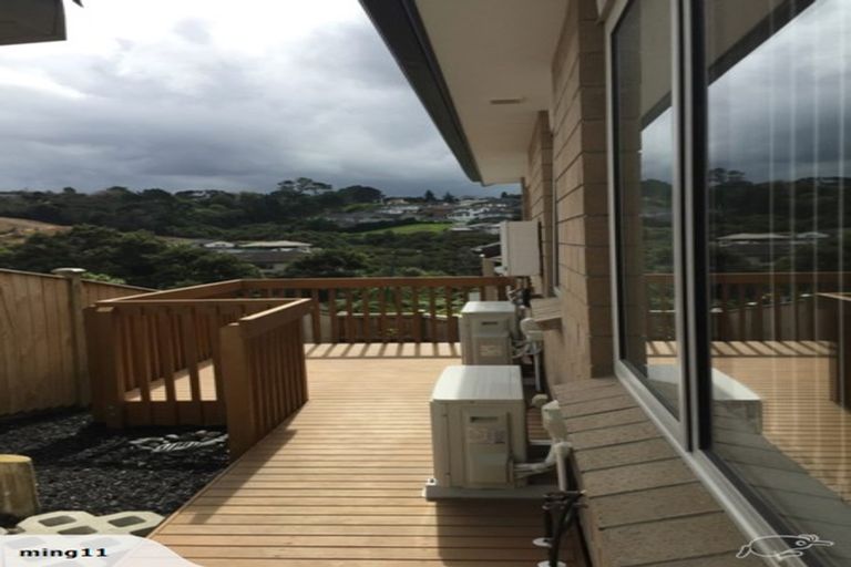 Photo of property in 24 Para Close, Fairview Heights, Auckland, 0632