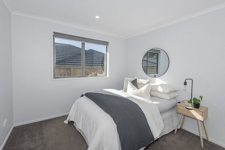 Photo of property in 18 Maui Place, Spotswood, New Plymouth, 4310