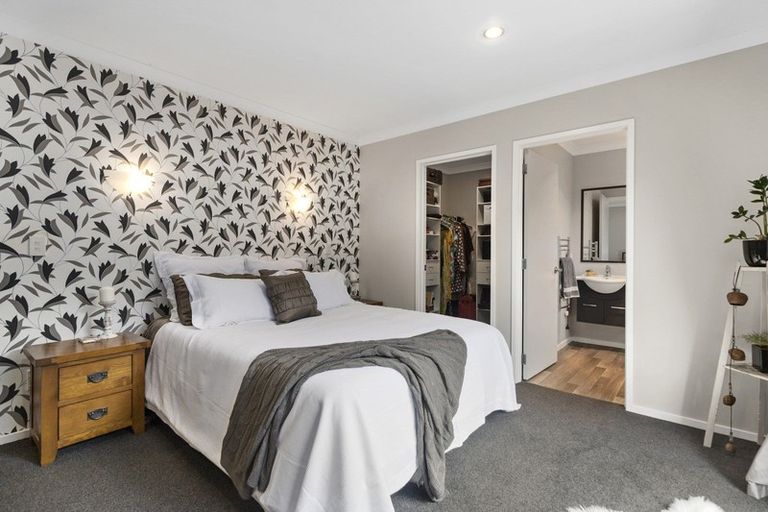 Photo of property in 17 Allendale Place, Morrinsville, 3300