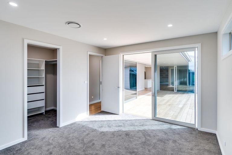 Photo of property in 4 Willowbrook Place, Titirangi, Auckland, 0604