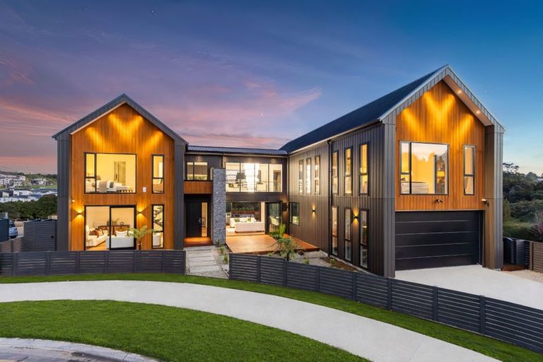 Photo of property in 67 Streamview Way, Long Bay, Auckland, 0630