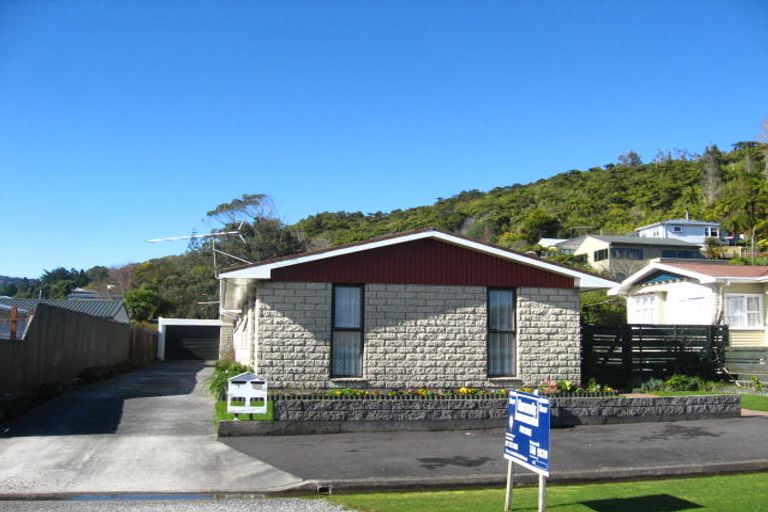 Photo of property in 25 Byron Street, Greymouth, 7805