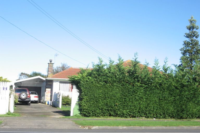 Photo of property in 132 Russell Road, Manurewa, Auckland, 2102