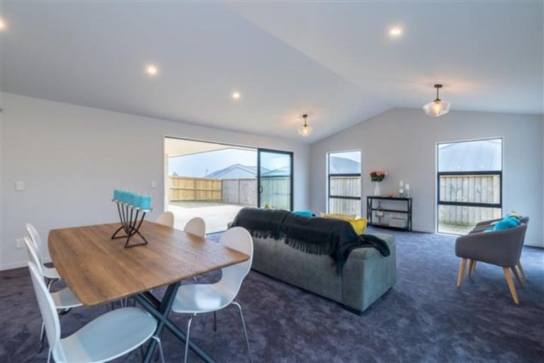 Photo of property in 11 Heathfield Drive, Mosgiel, 9024