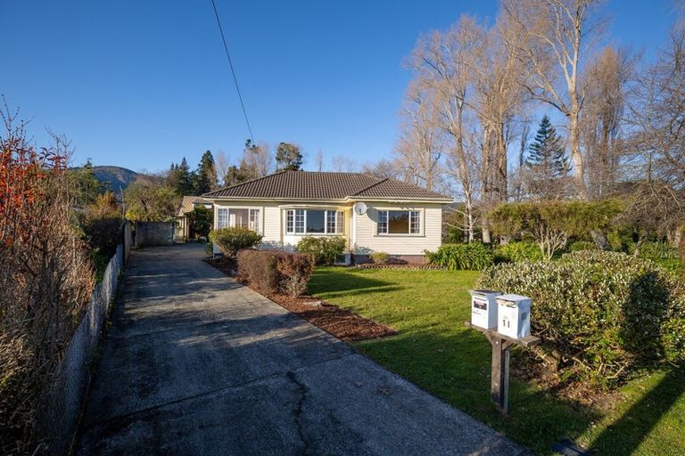 Photo of property in 1/11 Sadlier Street, Stoke, Nelson, 7011