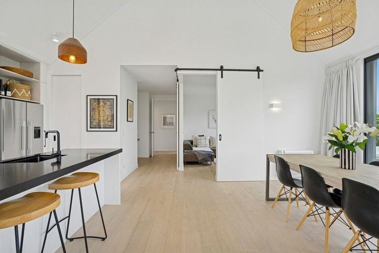 Photo of property in 1 Torridon Court, Jacks Point, Queenstown, 9371