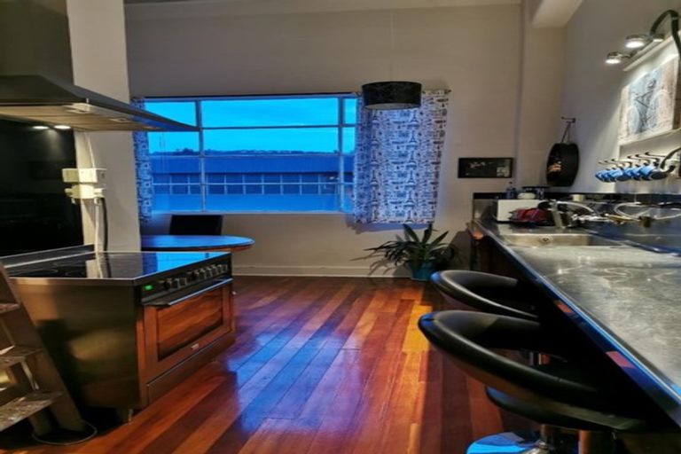 Photo of property in 150j Kaikorai Valley Road, Glenross, Dunedin, 9011