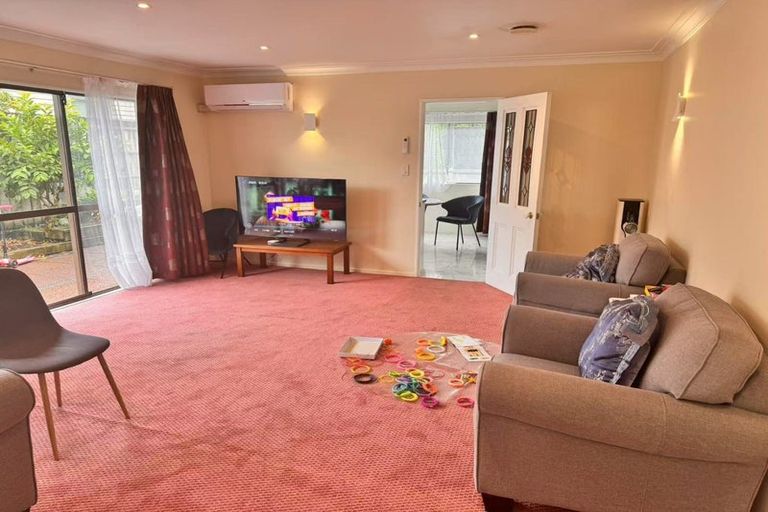 Photo of property in 20 Karetu Road, Greenlane, Auckland, 1051