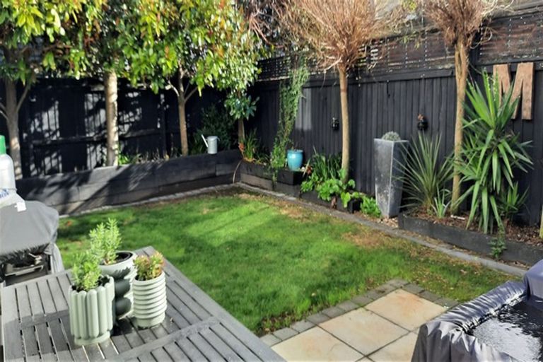 Photo of property in 45 Mays Road, St Albans, Christchurch, 8052