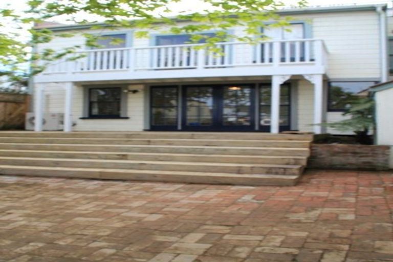 Photo of property in Rosemere Backpackers, 6 Macdonald Crescent, Te Aro, Wellington, 6011